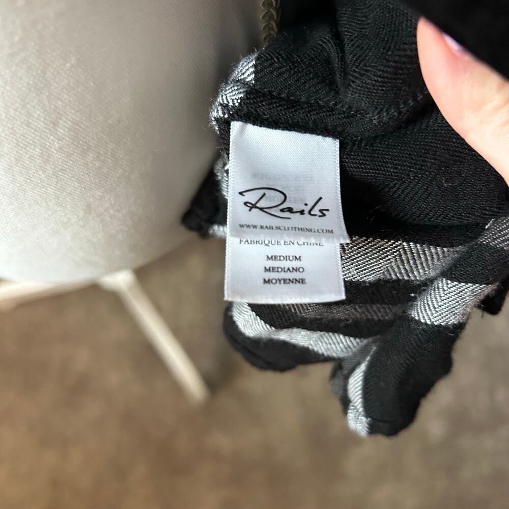 Rails Hunter Top in Black Sterling Button Up Flannel Pullover Size M - Picture 7 of 8